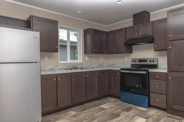840 W 1st St #10, Cheney, WA 99004