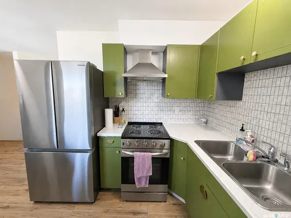 110 Arnason CRESCENT, Saskatoon, SK S7H 4M8