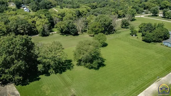 0000 Hilltop RD #Across street from 8822, Ozawkie, KS 66070