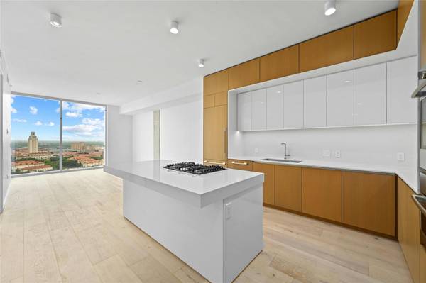 313 W 17th ST #2103, Austin, TX 78701