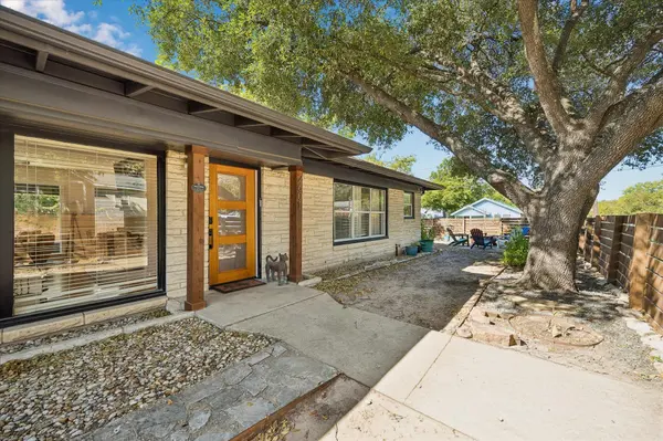 2601 E 17th ST, Austin, TX 78702