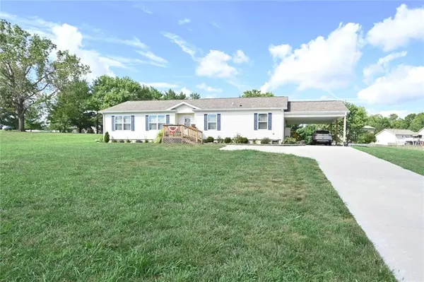 15490 NW 136th ST, Platte City, MO 64079