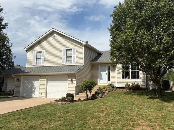 10416 NW 87th ST, Kansas City, MO 64153