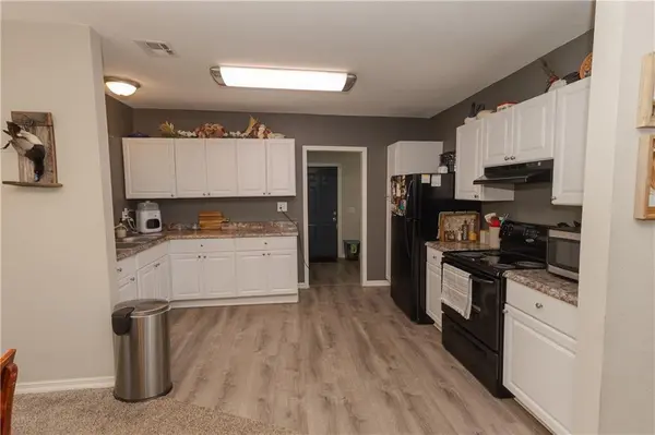 729 N Neosho ST, Cherryvale, KS 67335
