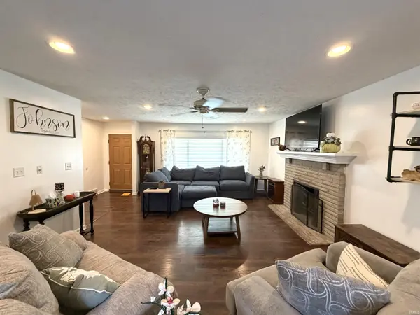 620 E Blue Ridge DR, Evansville, IN 47714-0623