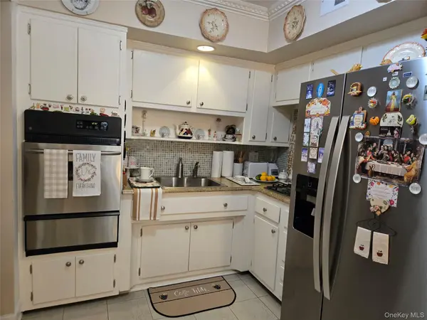 730 Lincoln AVE, Brooklyn, NY 11208