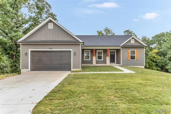 2333 Grant DR, Arnold, MO 63010