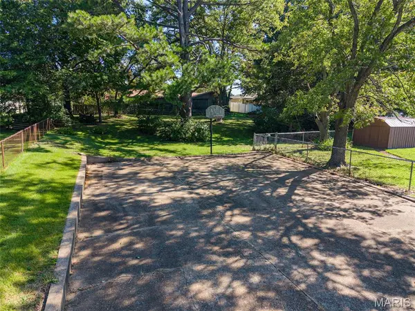 1540 Roy DR, Arnold, MO 63010
