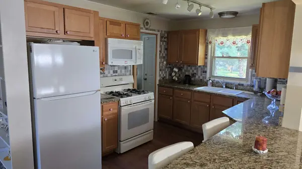 250 Marquette ST, Park Forest, IL 60466