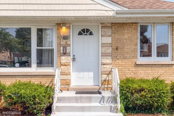 7408 W Argyle ST, Harwood Heights, IL 60706
