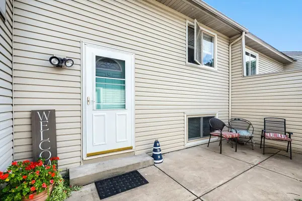 12164 Drake ST NW, Coon Rapids, MN 55448