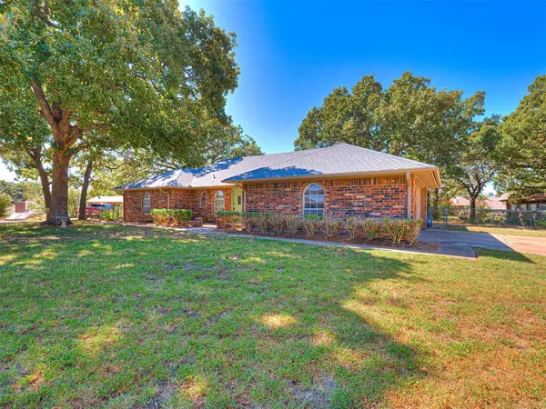 107 Clador DR, Chandler, OK 74834
