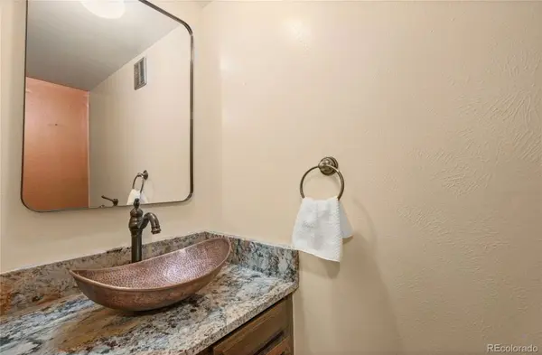 7724 Parfet ST, Arvada, CO 80005