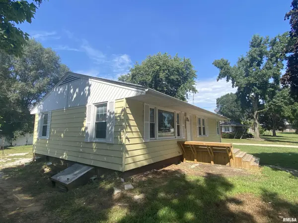 145 W Chrisman DR, Meredosia, IL 62665