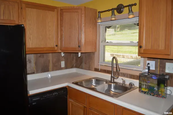 7706 S JEFFERSON ST, Bartonville, IL 61607