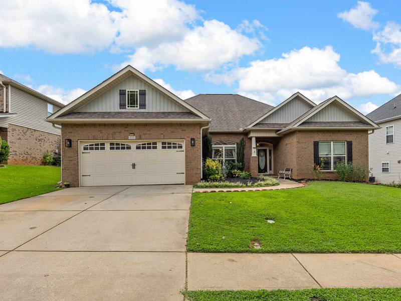 830 Bayshore LN, Moore, SC 29369-8610