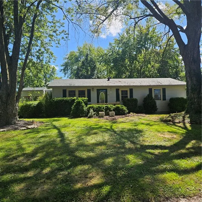 903 Roncelli RD, Lexington, MO 64067