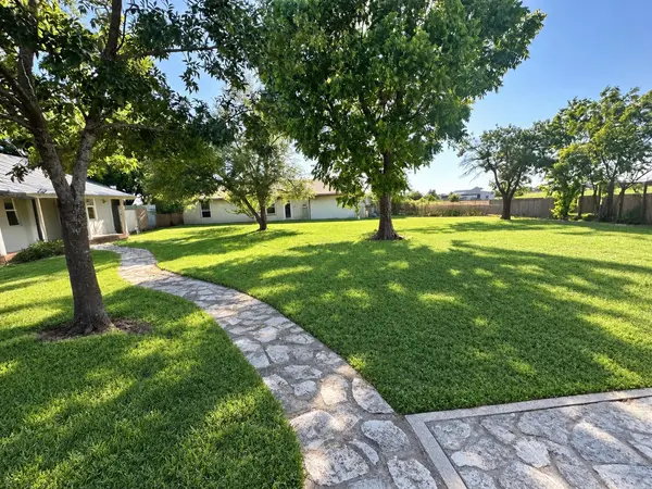 3430 County Road 100, Hutto, TX 78634