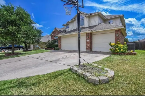 15504 Staked Plains LOOP, Austin, TX 78717