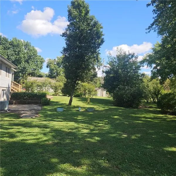 903 Roncelli RD, Lexington, MO 64067