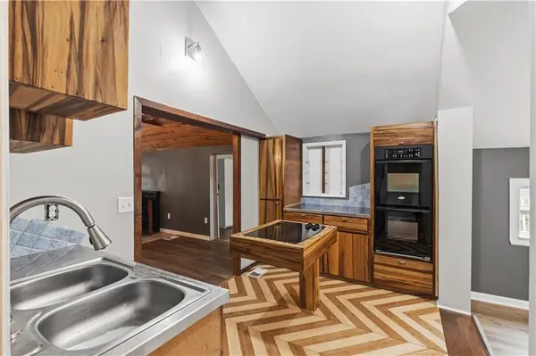2600 N 43rd ST, Kansas City, KS 66104
