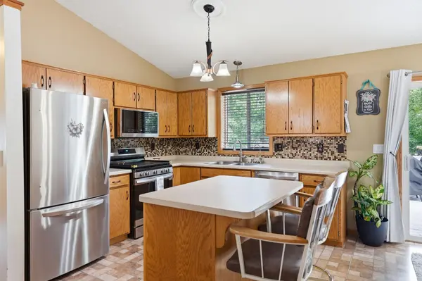 11249 Laura CIR, Becker, MN 55308