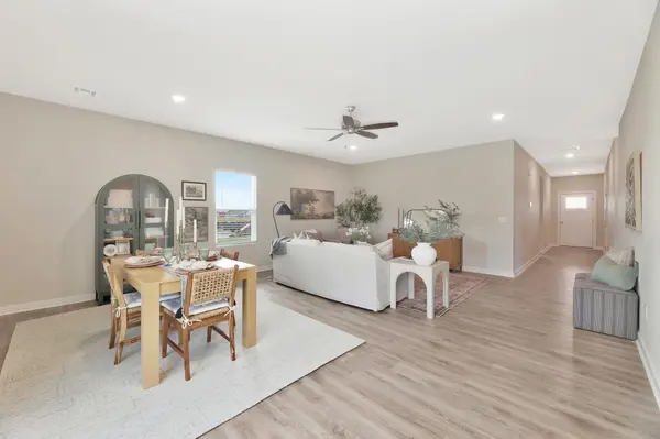 2210 S Vintage Dr, Andover, KS 67002