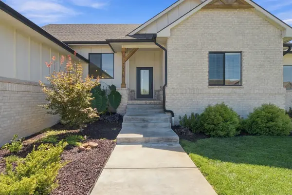203 E River Birch St., Haysville, KS 67060