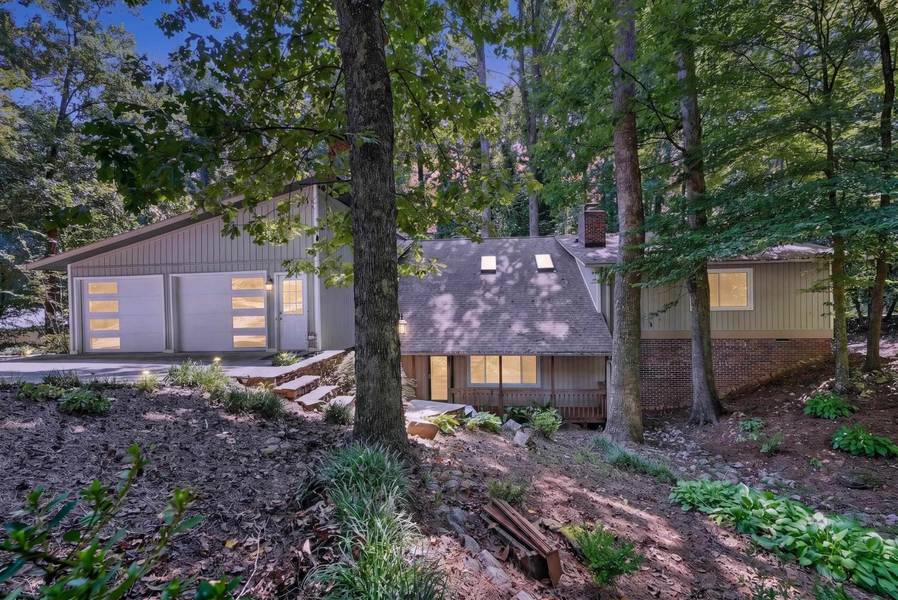 95 Brookwood DR, Clemson, SC 29631-2330