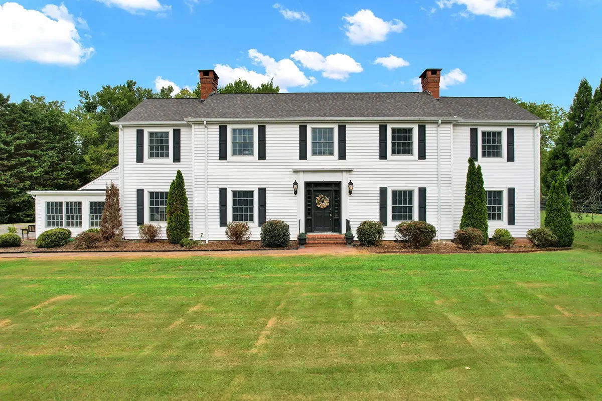 5629 N Lee Hwy #NW, Cleveland, TN 37312
