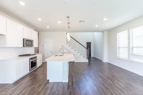 6802 Pleasanton PKWY, Pflugerville, TX 78660