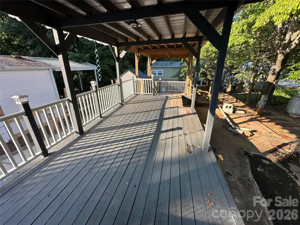 110 Pier AVE, New London, NC 28127