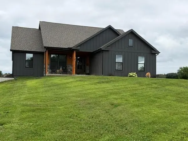 53 SW 150th RD, Warrensburg, MO 64093