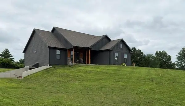 53 SW 150th RD, Warrensburg, MO 64093