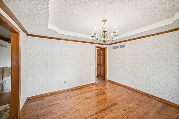 7605 NW Roberts RD, Weatherby Lake, MO 64152