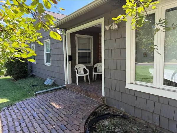6917 W 69* ST, Overland Park, KS 66204