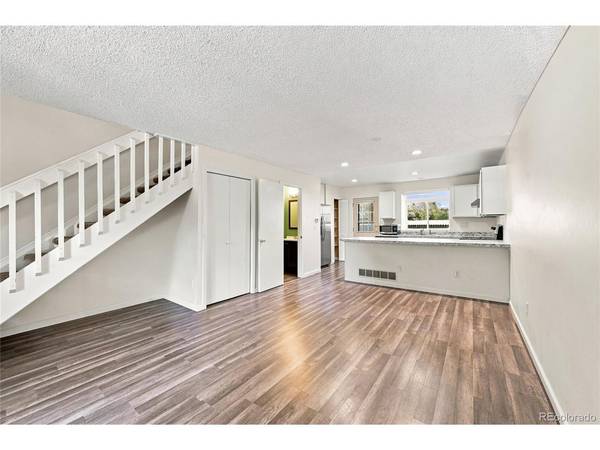 1228 S Flower #C, Denver, CO 80232