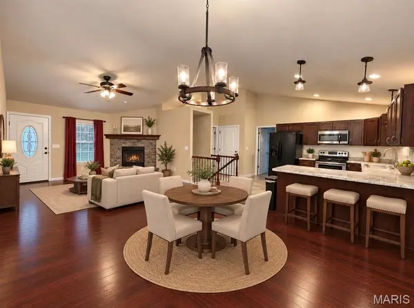 10904 Mahogany DR, Foristell, MO 63348