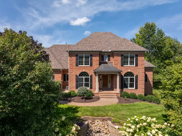 19277 252nd AVE, Bettendorf, IA 52722