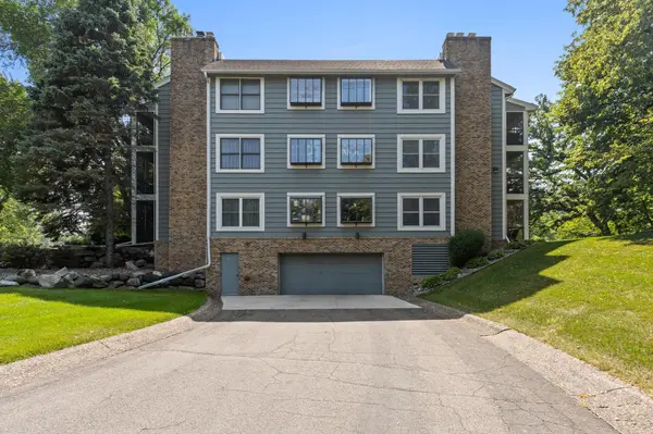 3000 Saint Albans Mill RD #103, Hopkins, MN 55305