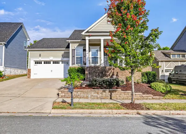 640 Streamside Ln, Franklin, TN 37064