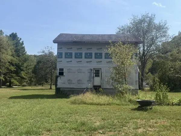1006 Deerfoot Dr, Pegram, TN 37143