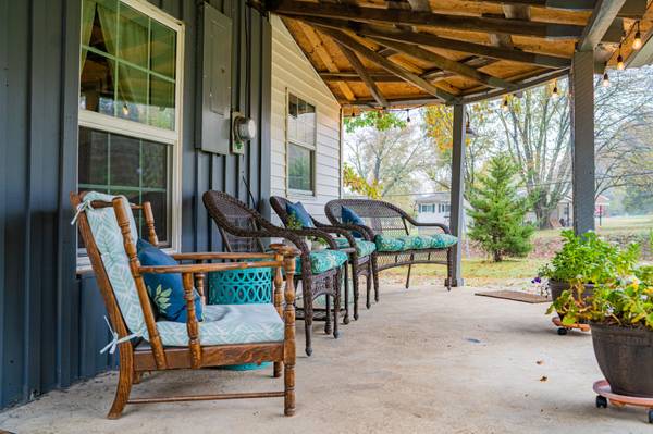 1320 Highway 47 #E, Dickson, TN 37055