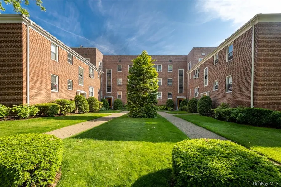 33 E Grand ST #C2C, Mount Vernon, NY 10552