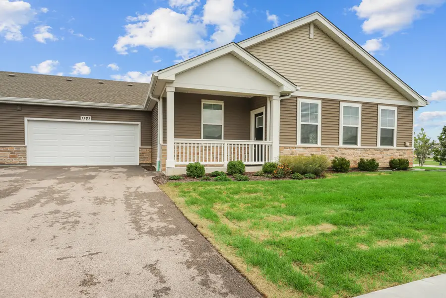 1181 Sonoma CT, Pingree Grove, IL 60140