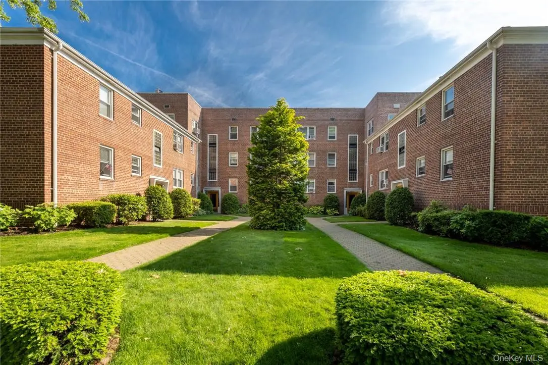 33 E Grand ST #C2C, Mount Vernon, NY 10552