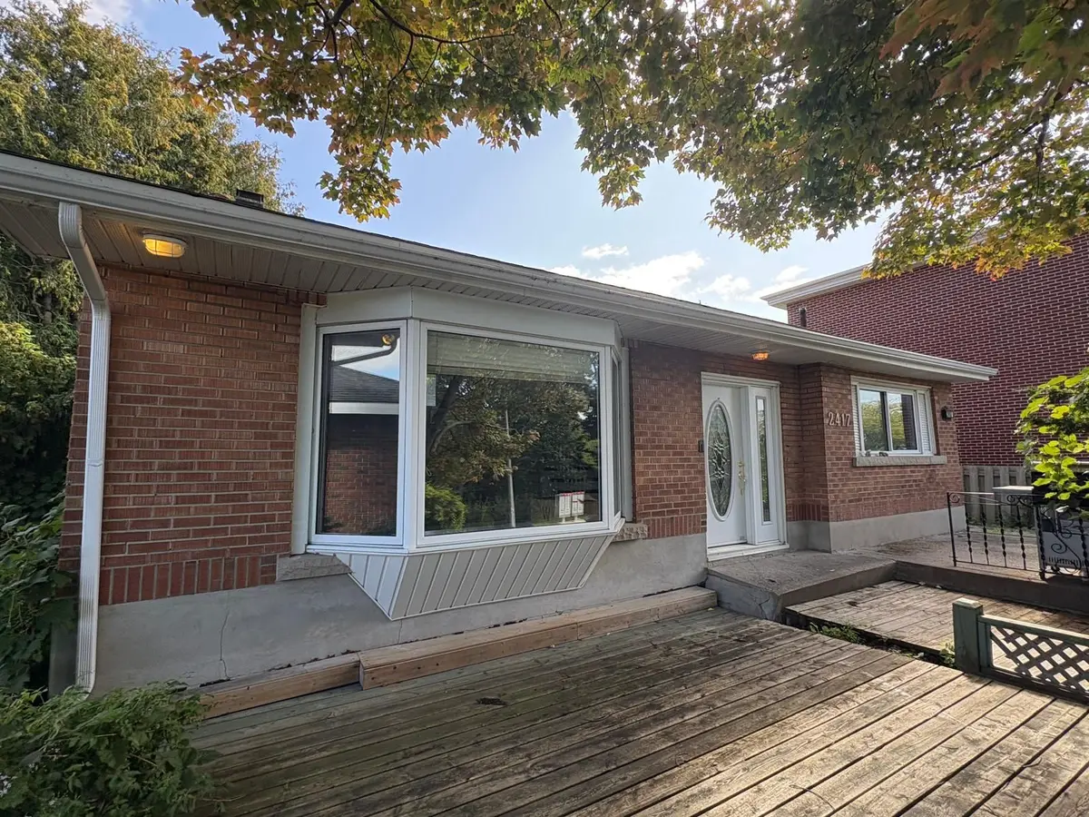 2417 Junction AVE, Billings Bridge - Riverside Park And Area, ON K1V 8G8