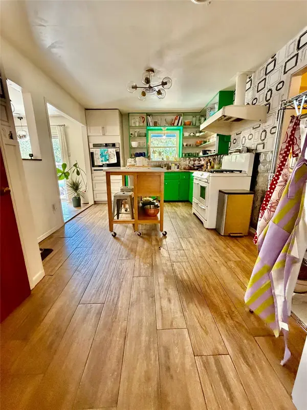 1411 Ridgemont DR, Austin, TX 78723