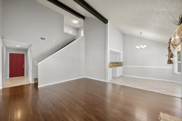302 Splitrock ST, Round Rock, TX 78681