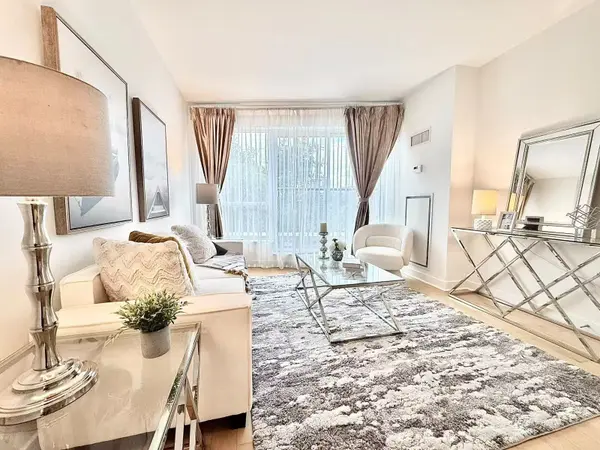 58 Orchard View BLVD #209, Toronto C03, ON M4R 1B9